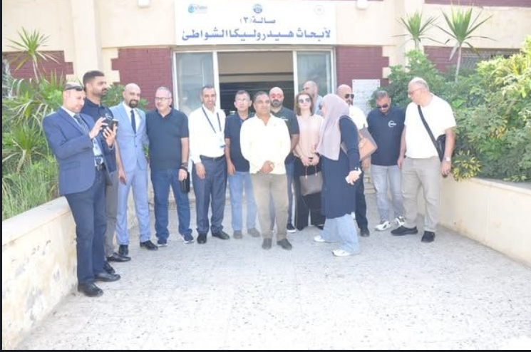 The Hydraulic Research Institute at the National Water Research Center received a delegation of participants in the Eighth Cairo Water Week 2025 on Thursday, October 16, 2025, as part of the field activities accompanying the conference.